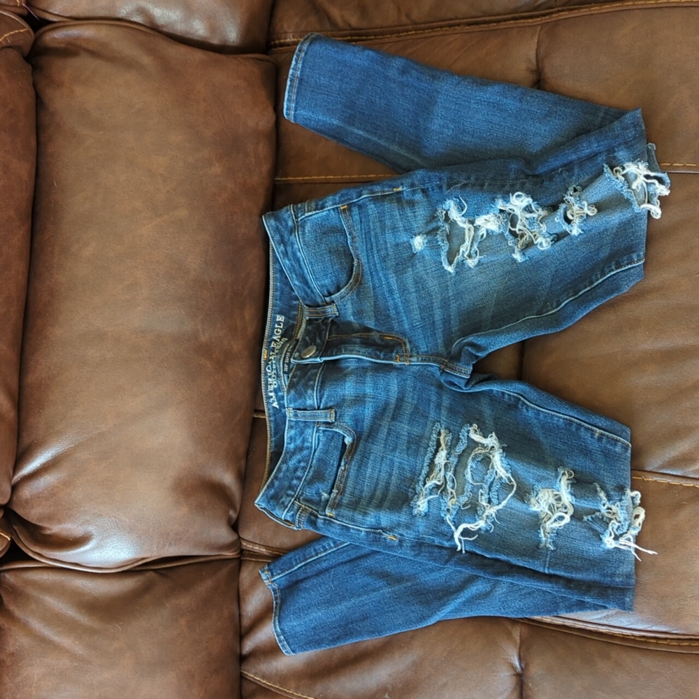 American eagle distressed jeans